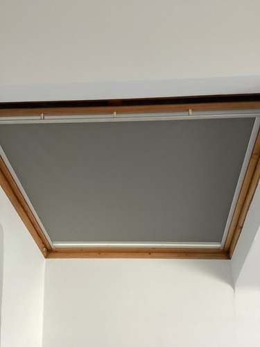 Genuine velux blind for window - velux,