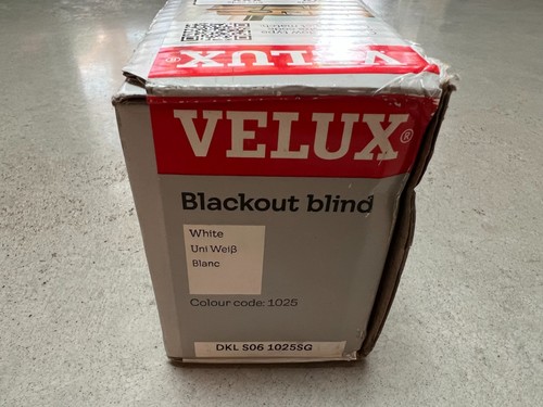 Genuine velux manual blind - velux,