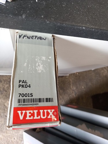 Genuine velux venetian blind - velux,