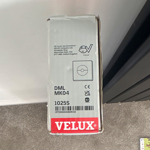 Velux skylight blind - skylight, dml