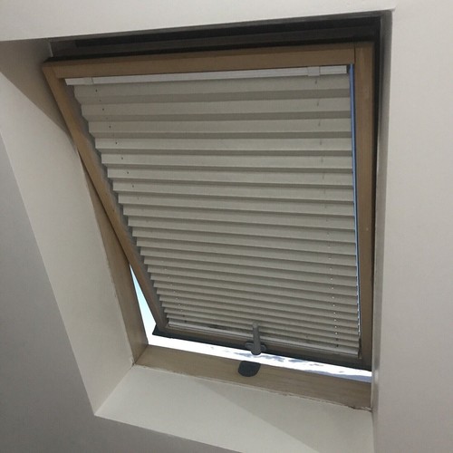 Cream blackout pleated blind - cream,